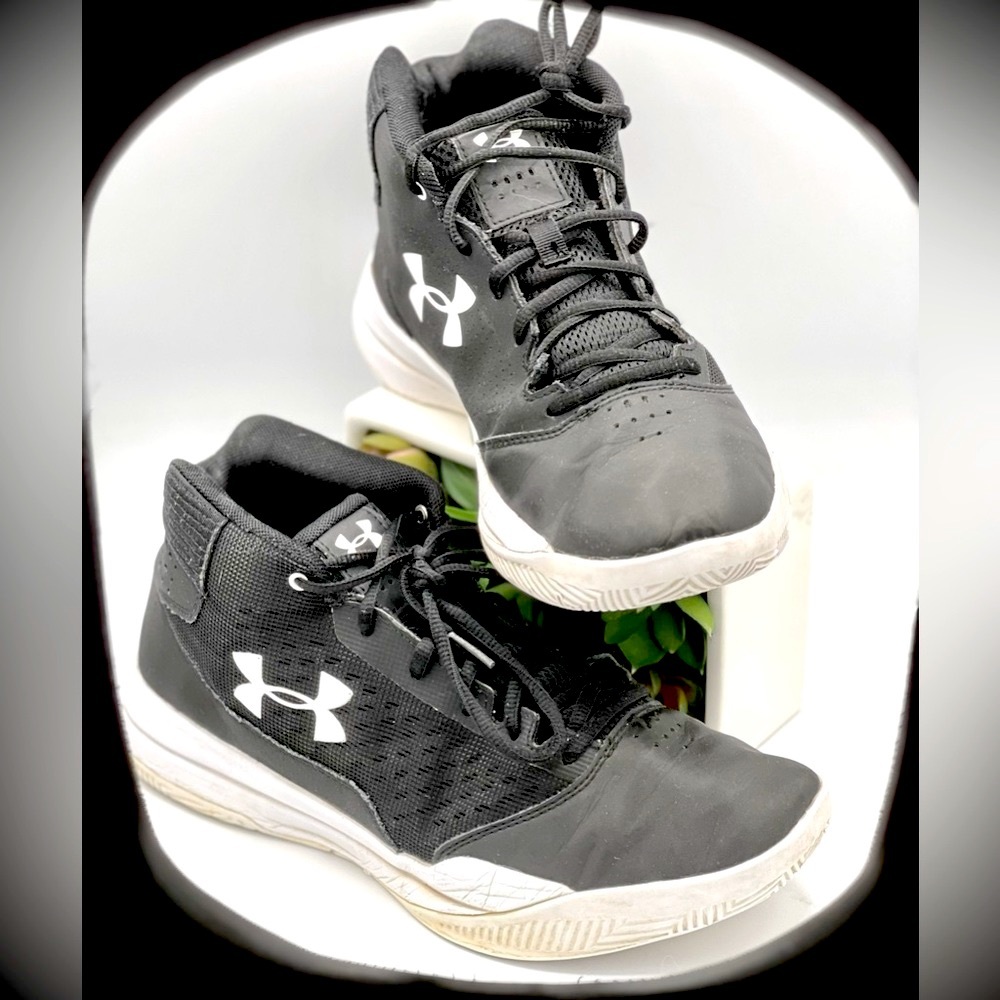 🌺Under Armour Womens Jet 2017
3020633-001 Basketball Shoes🌸🌺 - Picture 5 of 15